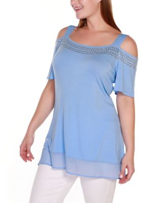 Plus Size Cold-Shoulder Top
