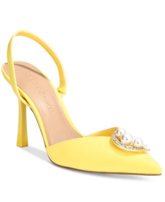 inc yellow pumps