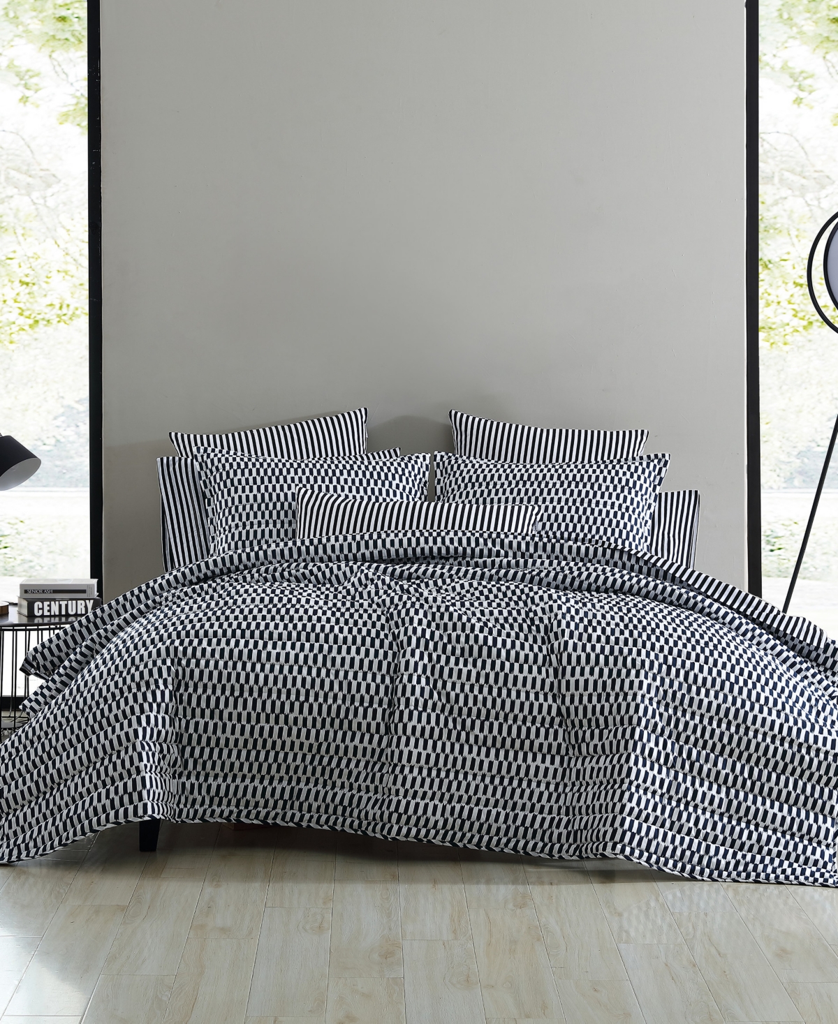 https://slimages.macysassets.com/is/image/MCY/products/9/optimized/21588929_fpx.tif?wid=1200&fmt=jpeg&qlt=100