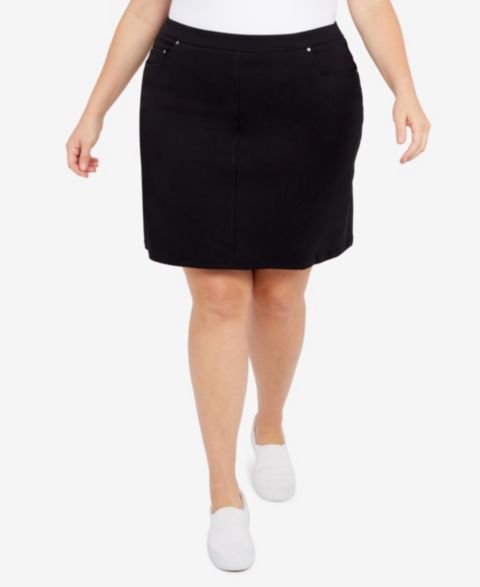 Женская юбка-шорты HEARTS OF PALM Plus Size Essentials Tech Stretch Pull On Skort with Elastic Wasitband, цвет: Чёрный