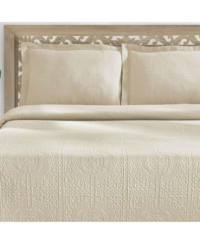 Superior Medallion Jacquard Matelasse 3 Piece Bedspread Set, Full & Reviews Quilts