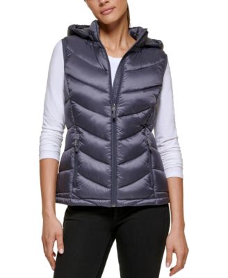 Packable Hooded Puffer Vest 