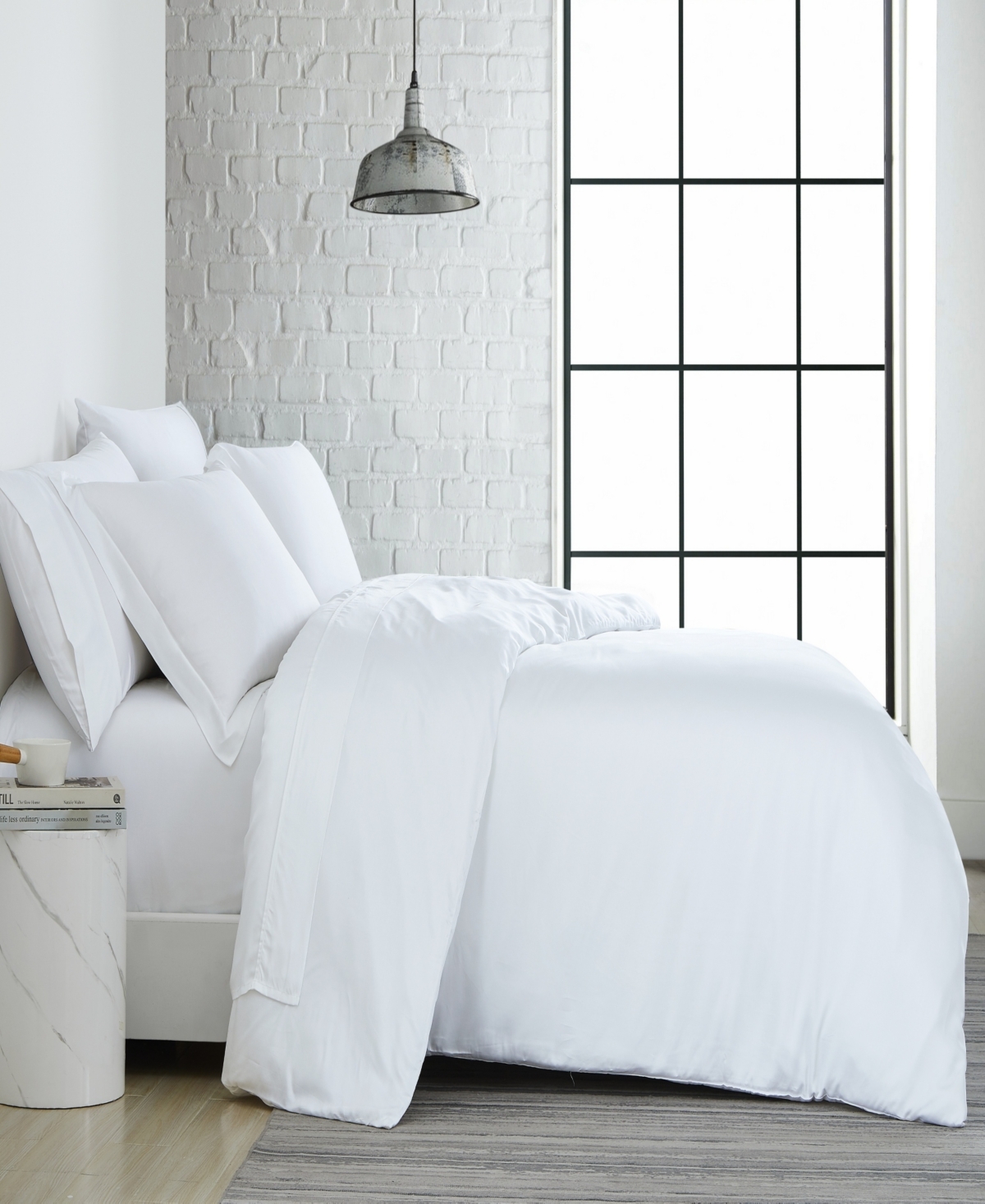 Southshore Fine Linens Premium Luxury 3-pc. Duvet Cover Set, Queen In White