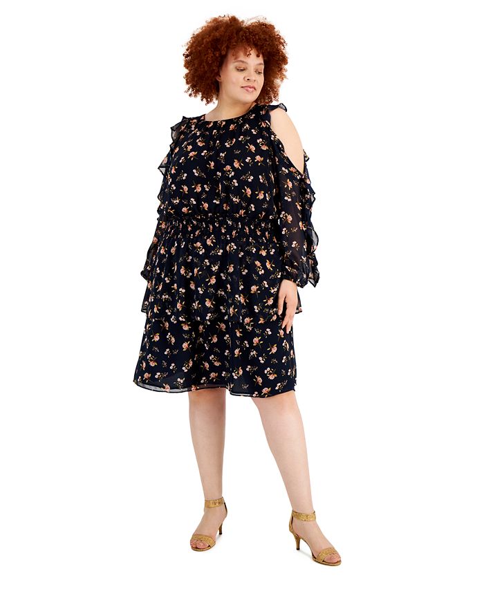 Macy's trendy plus size dresses store