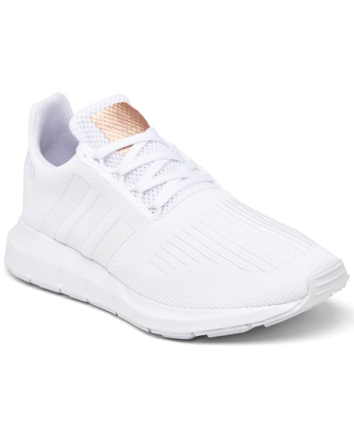 Sympatisere grill Mentor adidas Women's Swift Run Casual Sneakers from Finish Line - Macy's