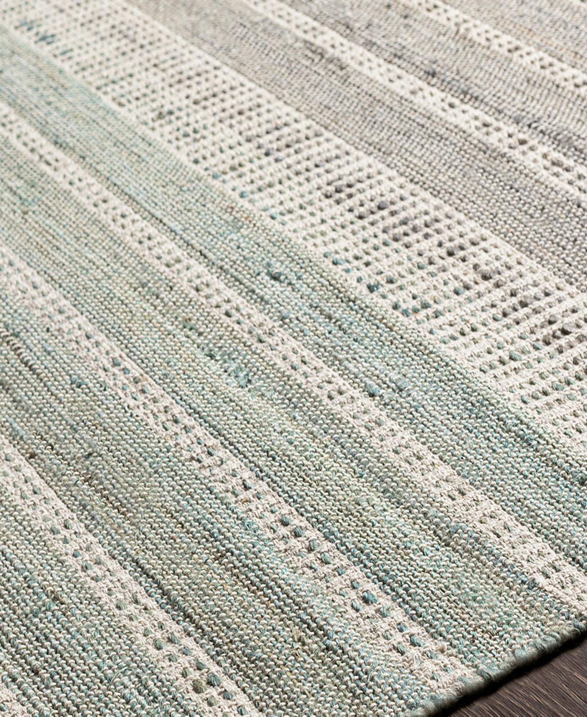 Surya Trabzon Tbo-2303 Area Rug, 6' X 9' In Beige,mint