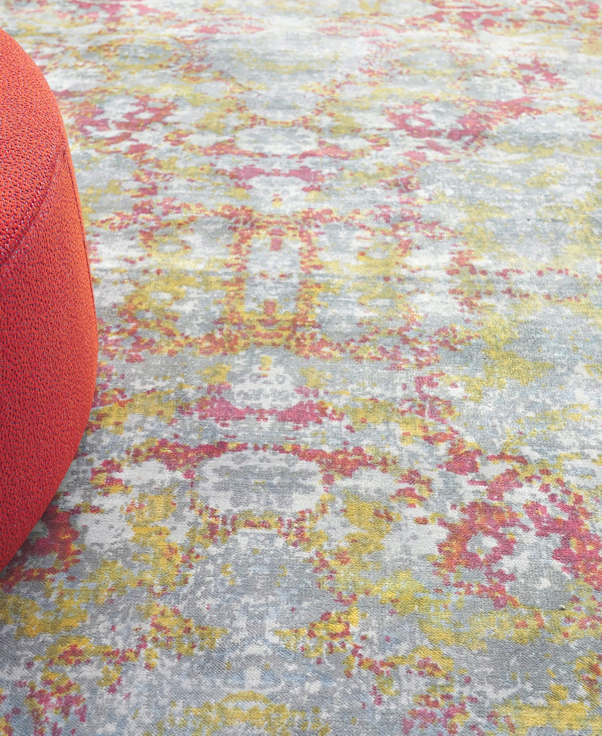 Exquisite Rugs Antolini ER3942 8' x 10' Area Rug