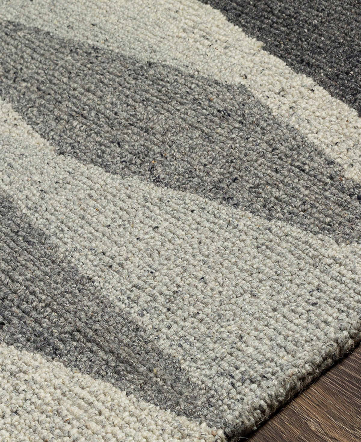 Livabliss Madelyn Myn-2303 12' Area Rug - Black