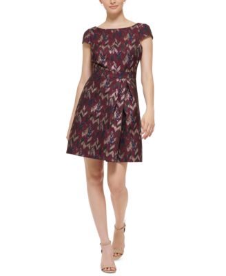 green emerald velvet dress Amazon.com: Vince Camuto Women's Dress,Silver,2: Clothing, Shoes & Jewelry main image 0