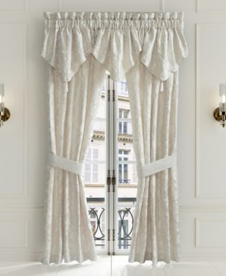 J Queen New York La Boheme Comforter Sets In Neutral