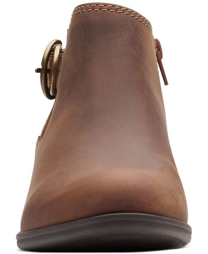 adreena hope bootie clarks