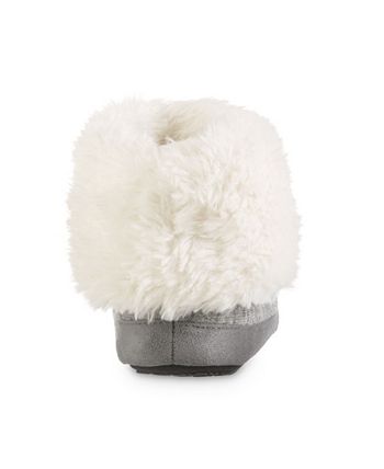 ISOTONER Women's Quilted Moccasin Slippers – Metallic Silver, Faux Fur Lined, Slip-Resistant Sole, Size L - View #6