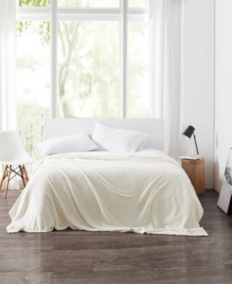 Solid Plush Blanket, King