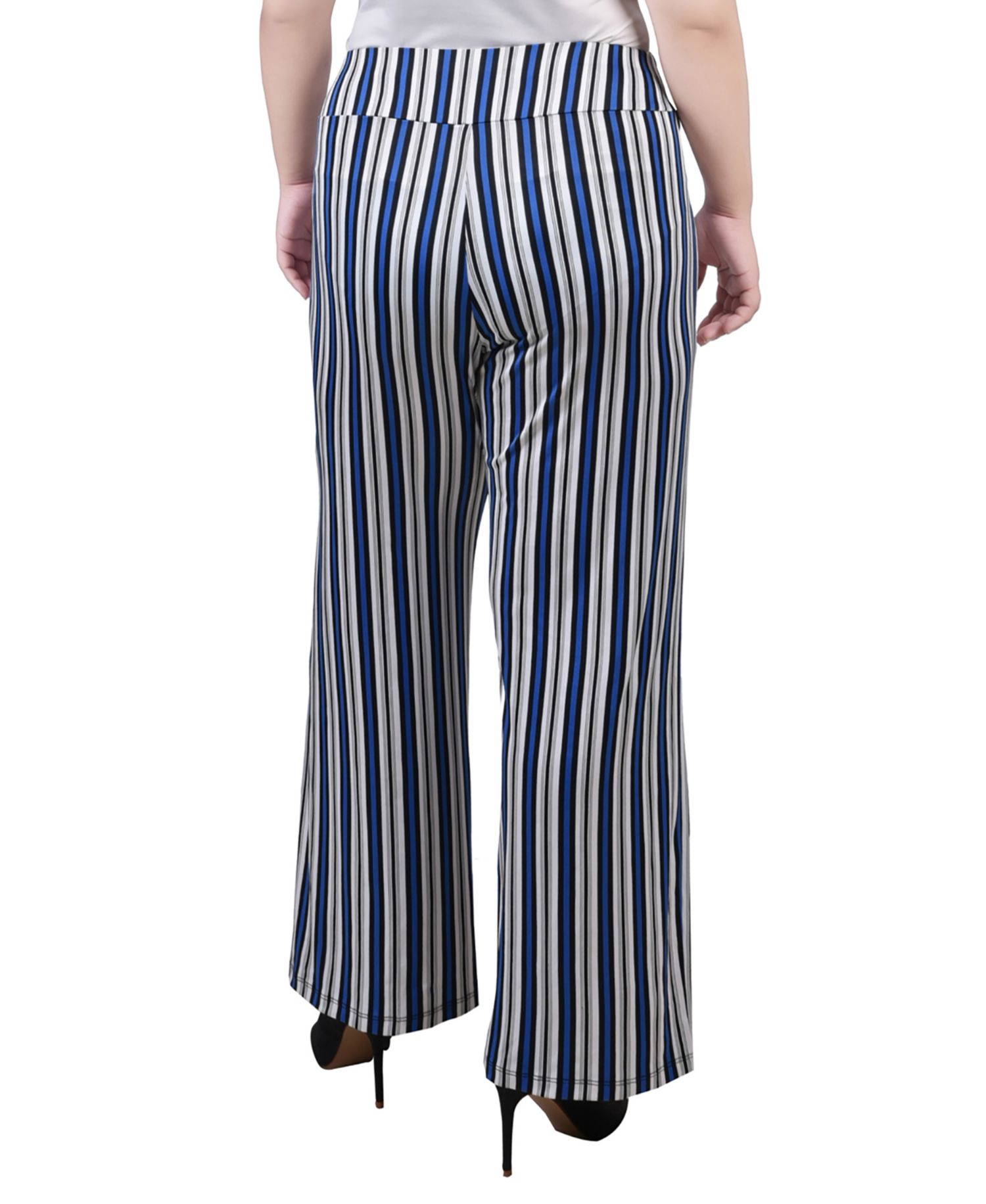 Plus Size Cropped Pull On Pants with Faux Belt
