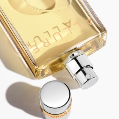 【CHANEL】ALLURE Eau de Toilette 15ml 3本 CHANEL】ALLURE Eau de Toilette 15ml 3本-公式通販 ストア