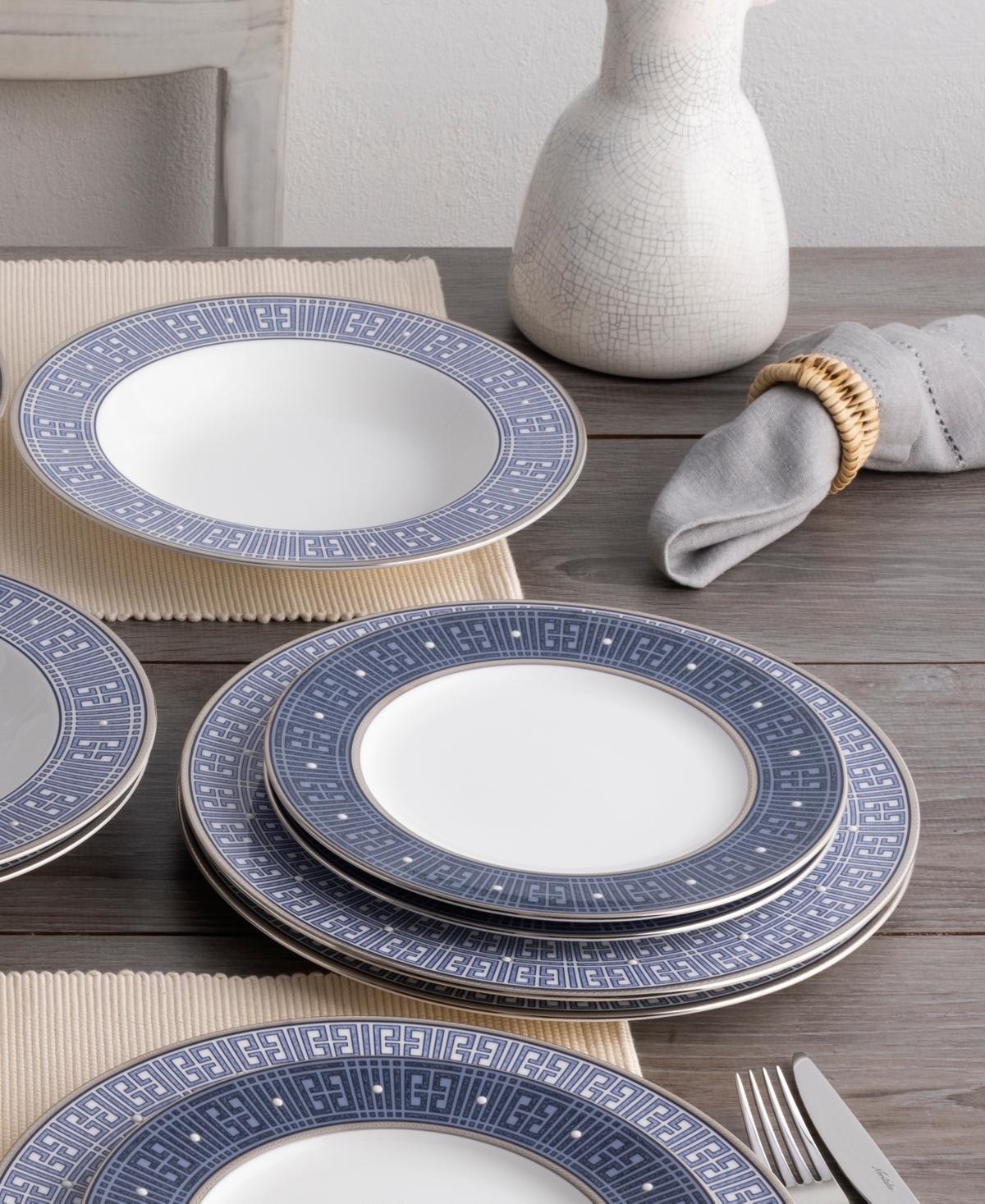 Noritake Infinity 12 Piece Set, Service for 4