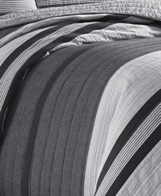 CLOSEOUT! Vessey Cotton Reversible Quilt, Twin