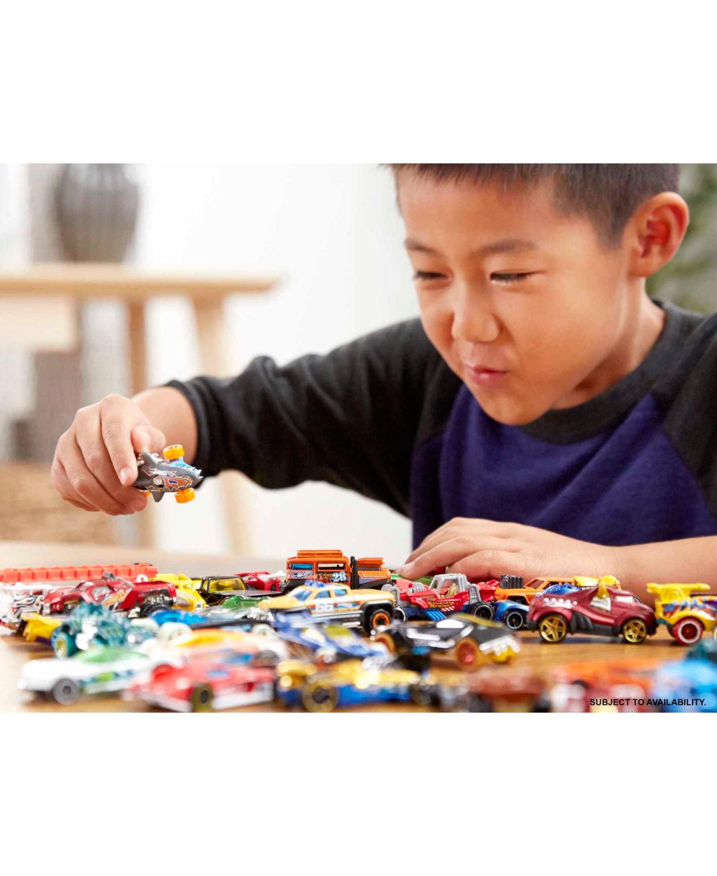 Детские игрушки Hot Wheels 1:64 Scale Die-Cast Toy Vehicles, Styles May Vary, 20-Pack — фото 2