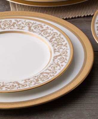 Summit Gold Set of 4 Dinner Plates, 10.75"