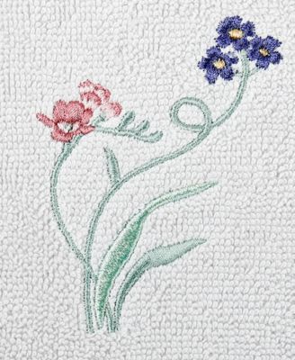 Turkish Cotton Stella Embellished 2-Pc. Fingertip Towel Set