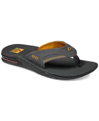 Macys reef best sale flip flops