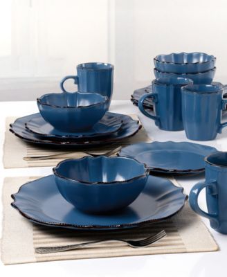 Scalloped Edge 16 Piece Service for 4 Dinnerware Set