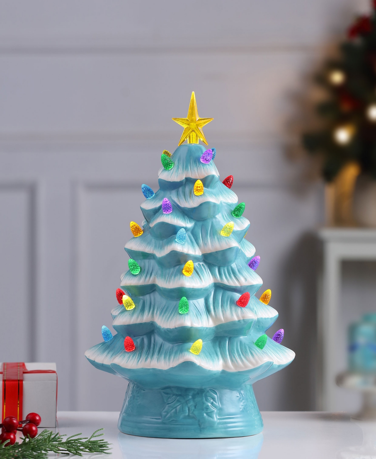 Nostalgic Christmas Tree Holiday Decor