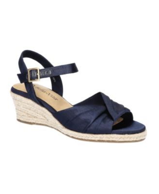 Bella Vita Women s Isabeth Extra Wide Espadrille Wedge Sandals