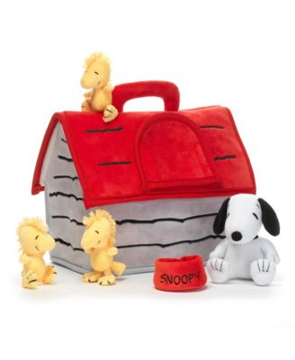 Classic Snoopy Interactive Plush Doghouse with 5 Stuffed Animal Toys