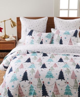 White Pine Printed Snowflake 2-Pc. Sham Set, European