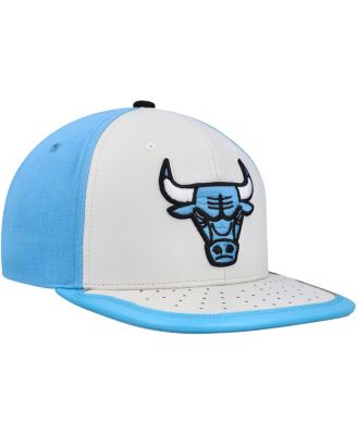 Men's White, Light Blue Chicago Bulls Day One Snapback Hat