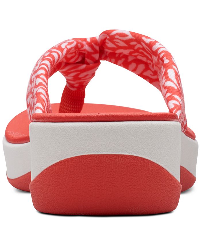 flip flop clarks sandals