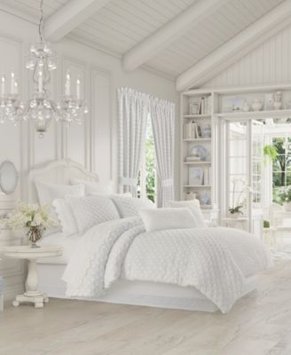 Piper & Wright Piper Wright Lillian Comforter Sets Bedding In White