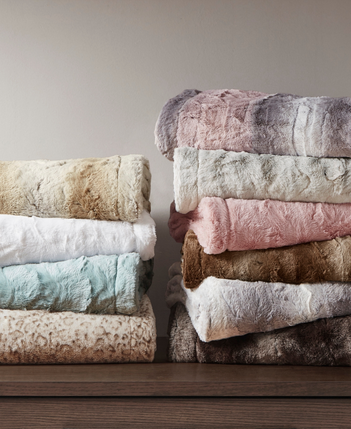 Madison Park Zuri Faux-fur Throw, 60" X 70" In Blush,grey