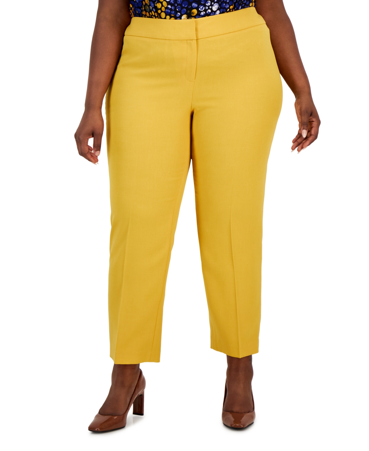 Shop Kasper Plus Size Stretch Crepe Mid-rise Ankle Pants In Gold