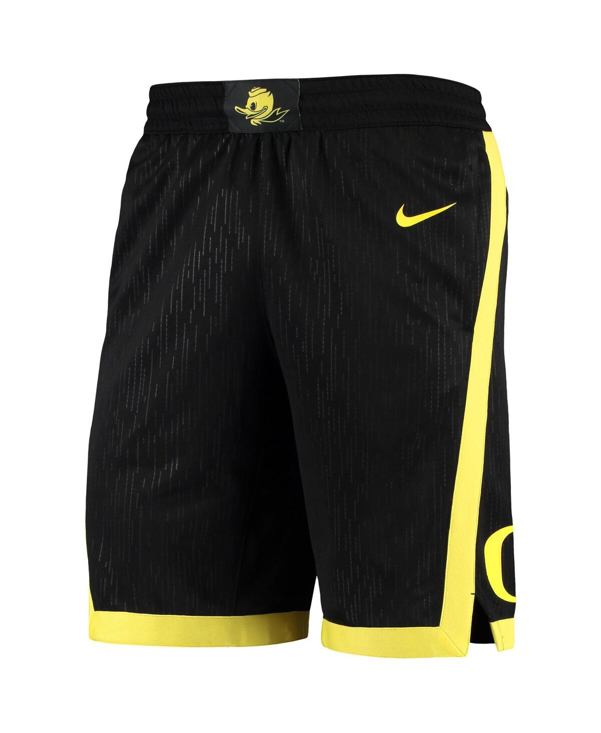 Shop Nike Men's  Black Oregon Ducks Logo Replica Performance Basketball Shorts