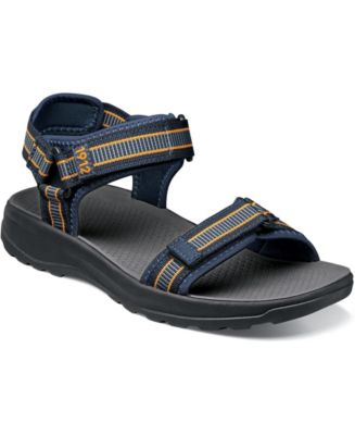 Men\'s Nunn Bush Huck Sport Sandals in Black. 85033-001 Huck Sport Closed Toe Fisherman Sandal Men main image 3