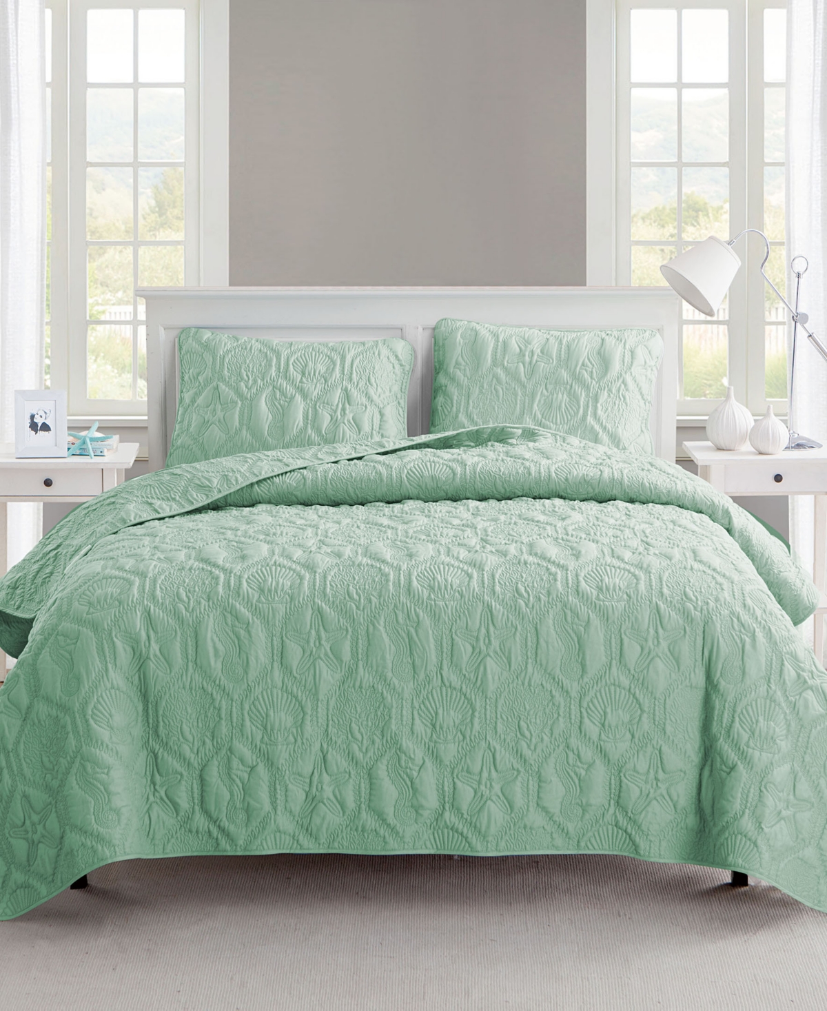 Vcny Home Shore Embossed 3-piece Quilt Set, King In Green