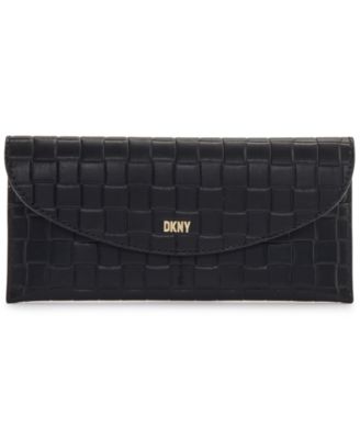DKNY