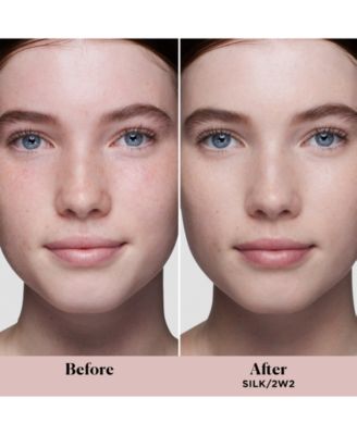 Real Flawless Weightless Perfecting Waterproof Foundation