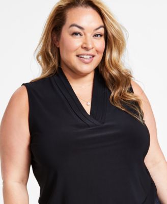 Plus Size Sleeveless Pleated V-Neck Top