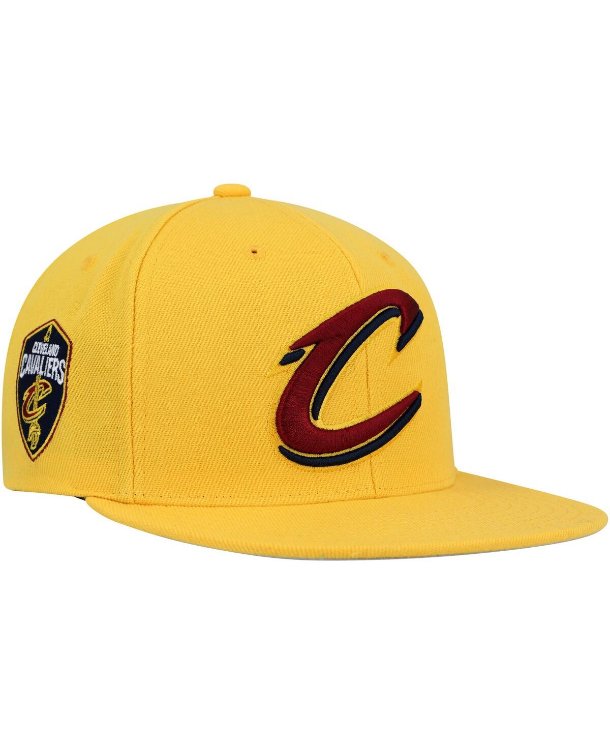 Mitchell & Ness Men's  Gold Cleveland Cavaliers Side Core 2.0 Snapback Hat