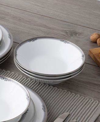 Laurelvale 12-Piece Dinnerware Set, Service For 4