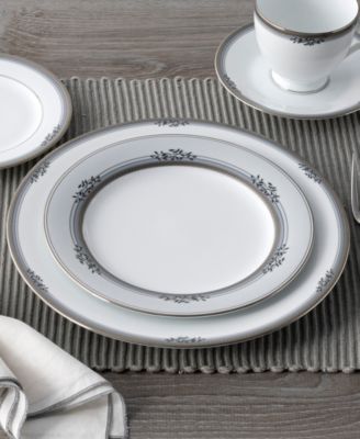 Laurelvale Set of 4 Dinner Plates, 10.50"