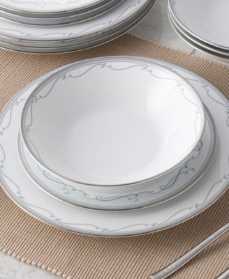 Satin Flourish Set of 4 Soup Bowls, 7.50", 12 oz.