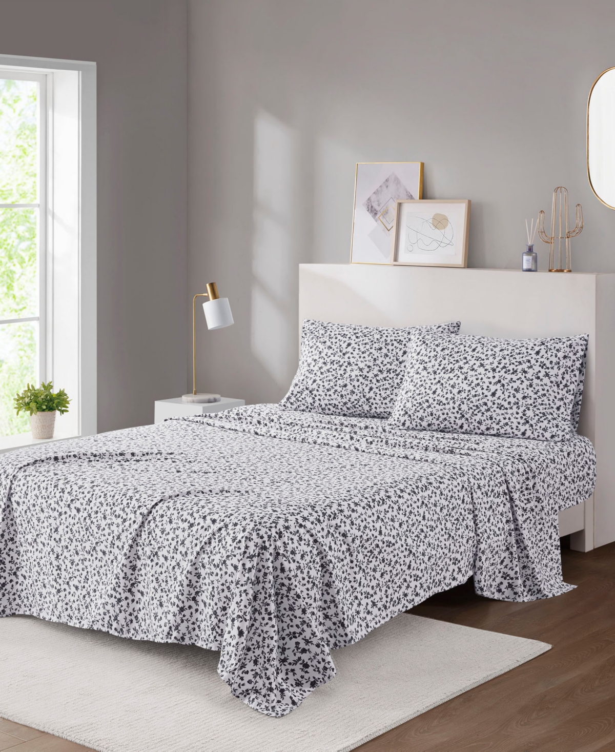 Intelligent Design Printed Microfiber 4 Piece Sheet Set, Full In Black