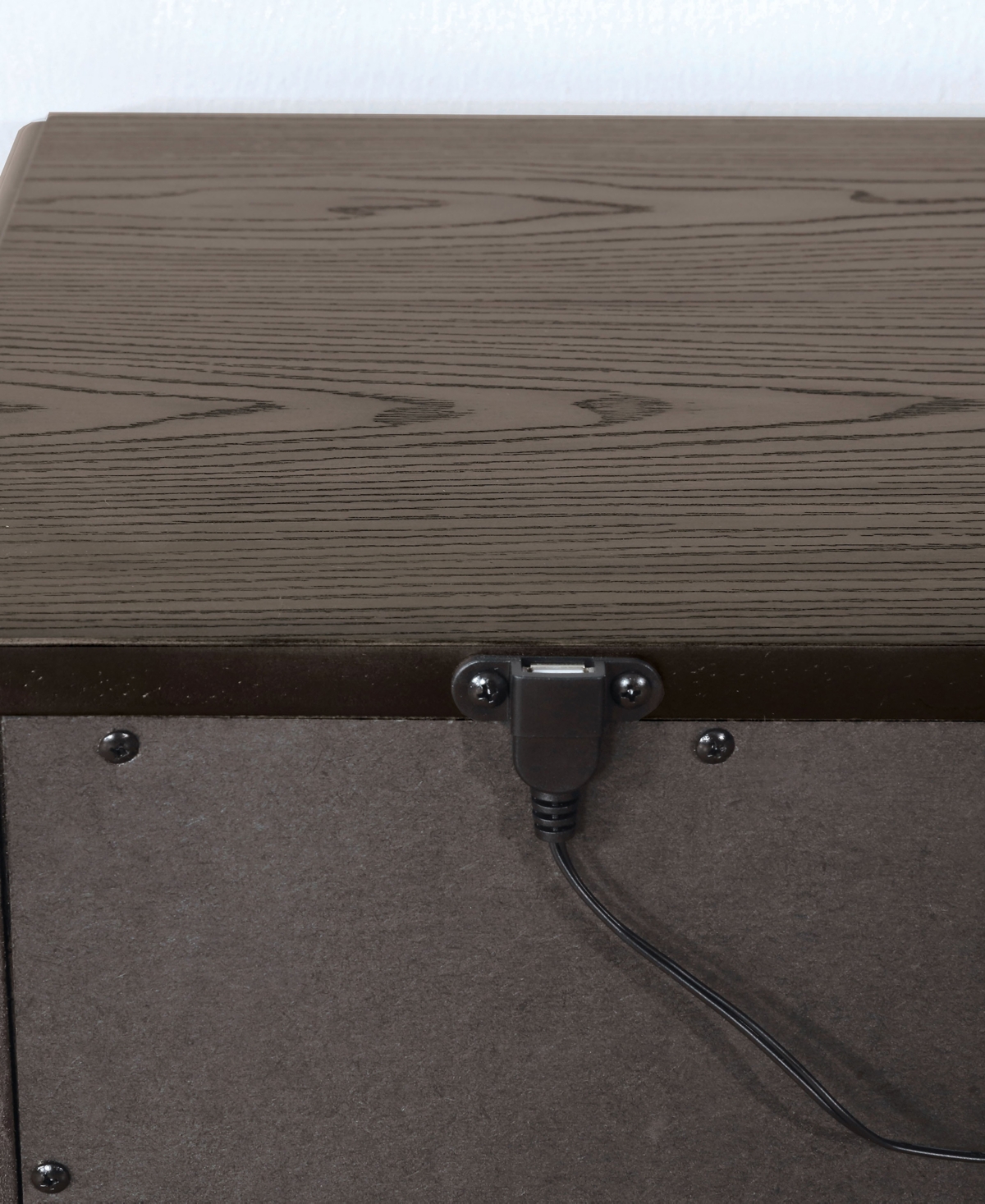 Furniture of America Hamilton Solid Wood 3-Drawer Nightstand with Universal Serial Bus Ports