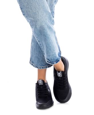 Women's Sneakers By Black