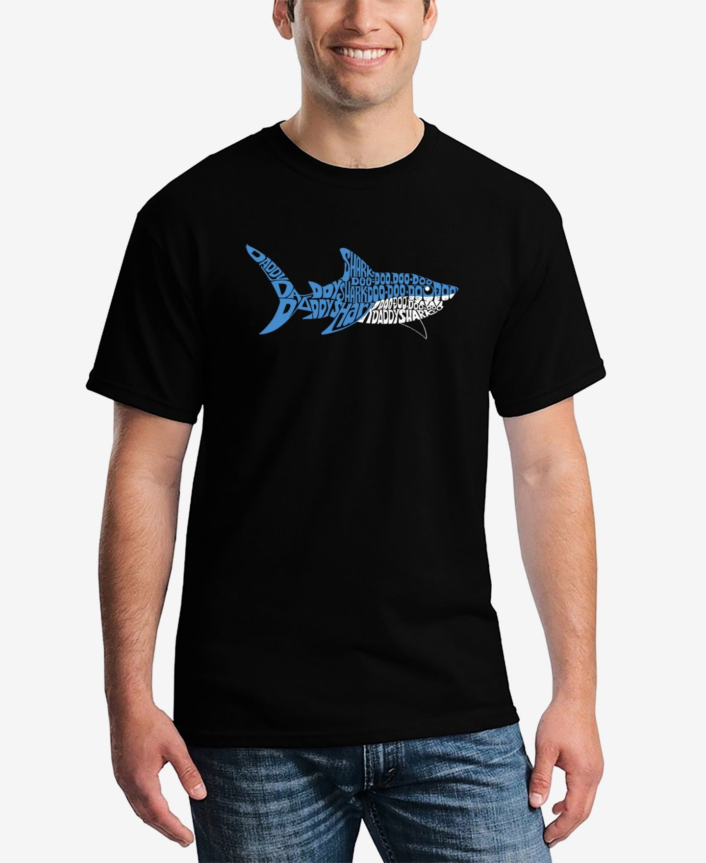 Мужская футболка LA Pop Art Daddy Shark Word Art Short Sleeve, цвет: Чёрный — фото 1