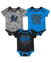 Outerstuff Infant Powder Blue/Heather Gray Toronto Blue Jays Ground Out Baller Raglan T-Shirt and Shorts Set